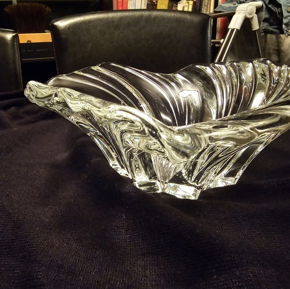 Mikasa Belle Epoque Swirl bowl - Picture 3 of 3